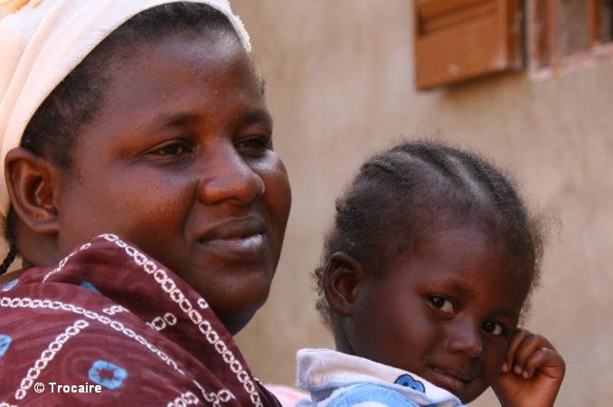 Fanta Poudiougou & her 3 year old child Saouda, left their home in Gao. Photo: Trocaire