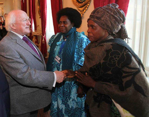 President Higgins greeting delegates at the HNCJ conference, Dublin Castle 2013 – Macinnes